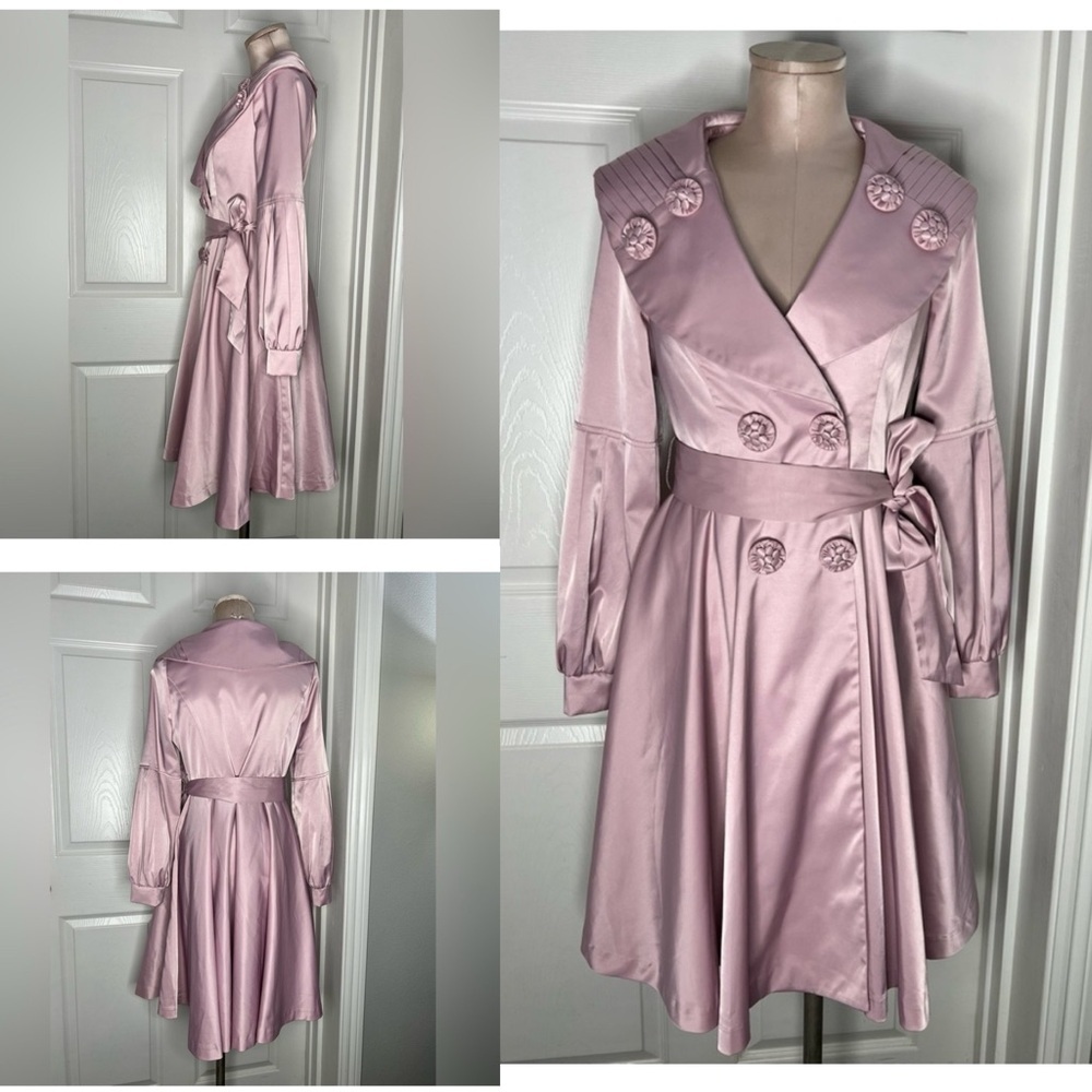 MaxMara Mauve Double Breasted Flower Bud Belted  Vintage Peacoat